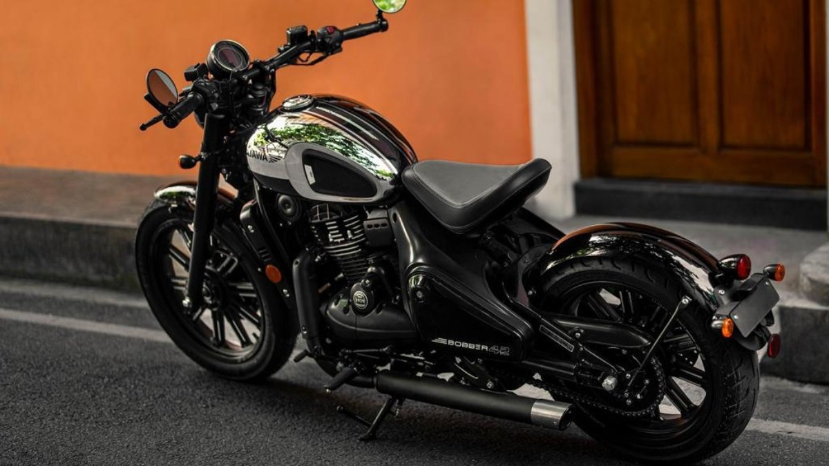 Jawa 42 Bobber