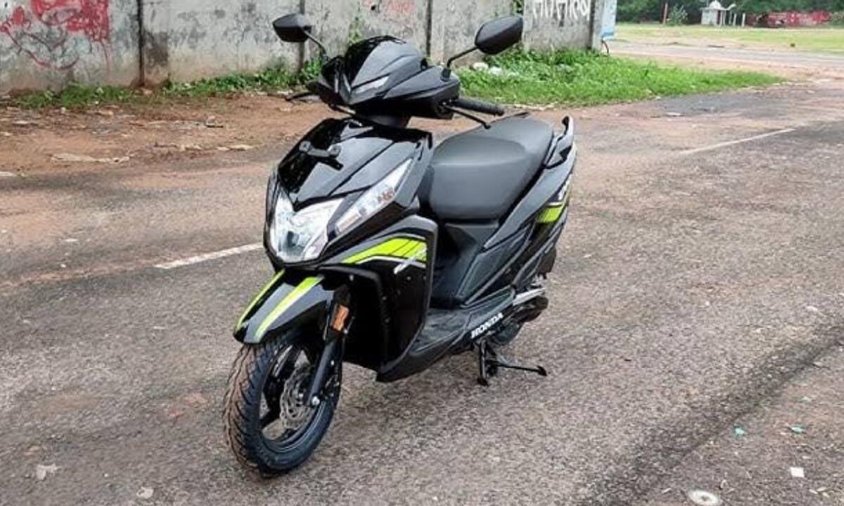 Honda Dio 125 scooter 