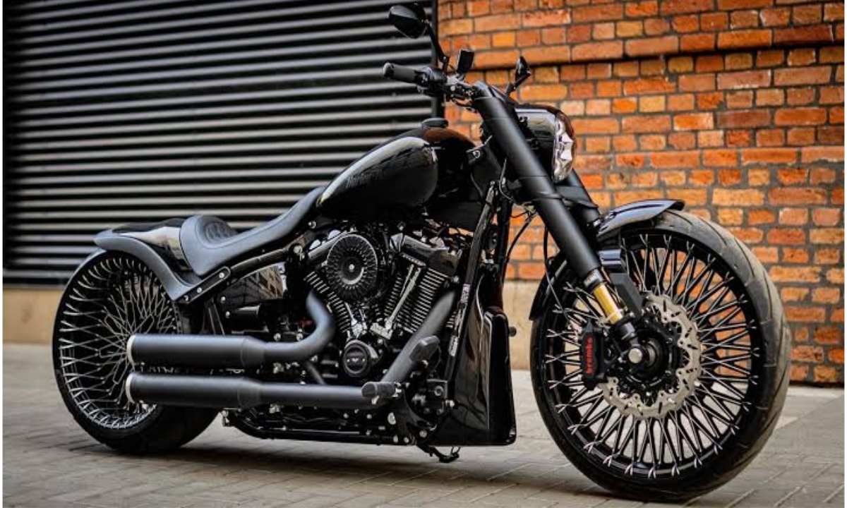 Harley Davidson Breakout