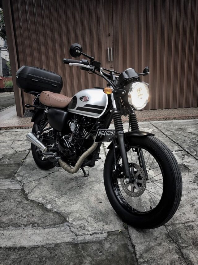 Kawasaki W175: विंटेज लुक और मॉडर्न टेक्नोलॉजी का शानदार मेल