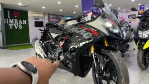 TVS Apache RR 310: स्पोर्टी बाईकों की दुनियां में तलहका मचाने आ गई TVS की नई बाइक