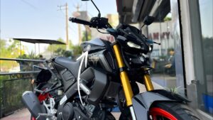 युवाओं के दिलों की धड़कन बढ़ने, कातिलाना Look के साथ न्यू अवतार में आई Yamaha MT-15 स्पोर्ट बाइक