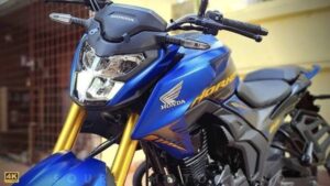 Apache को मुंह तोड़ जवाब देने पावरफुल इंजन और सपोर्ट Look के साथ लांच हुई Honda Hornet 2.0 बाइक