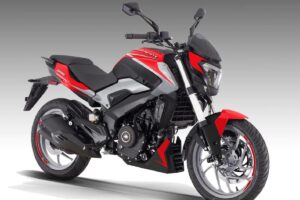 Bajaj Dominar 250 स्पोर्ट लुक और पावर का बेहतर कांबिनेशन, कीमत में भी काफी कम