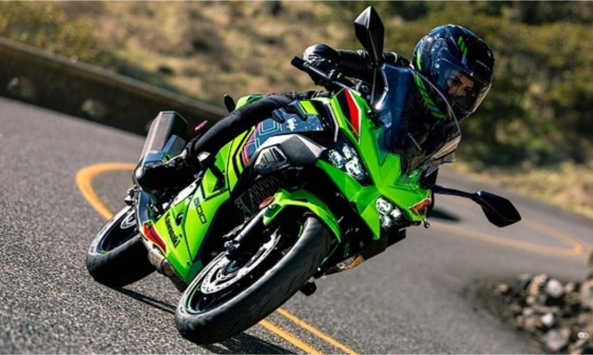 Kawasaki Ninja 300 Bike 