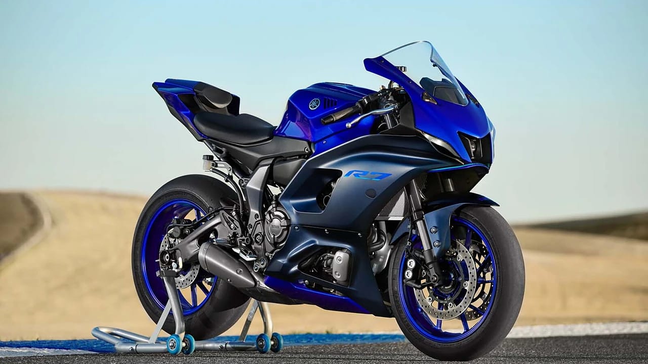 Yamaha YZF R9