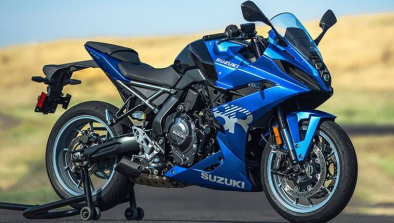 Suzuki GSX-8R