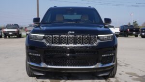 2025 Jeep Grand Cherokee Signature Edition: जब मिले लग्ज़री की रॉयल फील, दमदार पावर और एडवांस फीचर्स के साथ