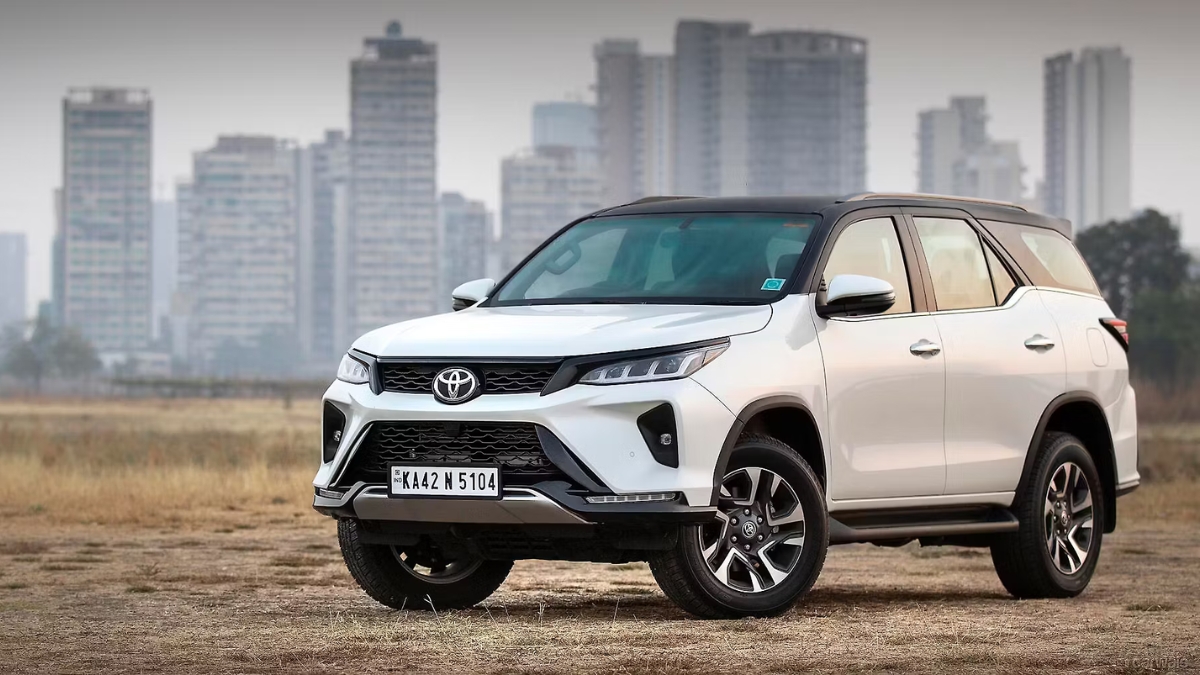 Toyota Fortuner Legender