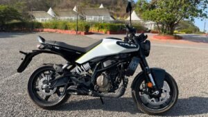 Husqvarna Vitpilen 250 2025: जब स्टाइल हो क्लासिक, परफॉर्मेंस हो तेज़ और रूह हो रेसिंग की